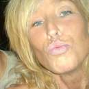Raunchy Shemale Luna Seeking Local Man for Wild Fun